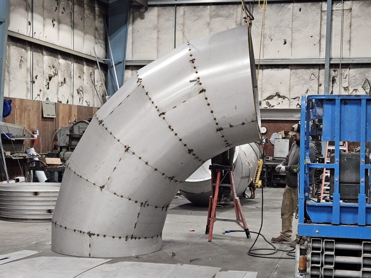 Fabricated steel elbow